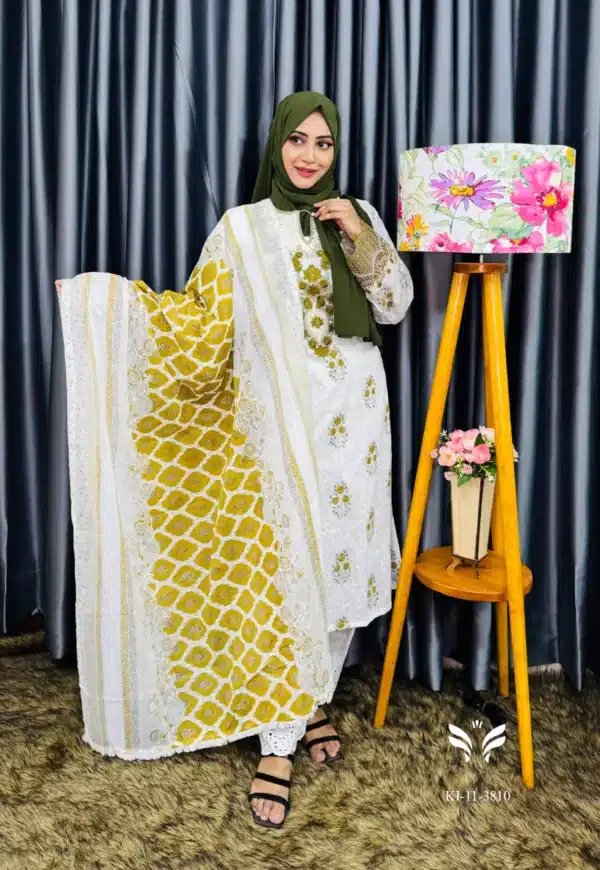 Pakistani boutique inspired White stitched 3 piece