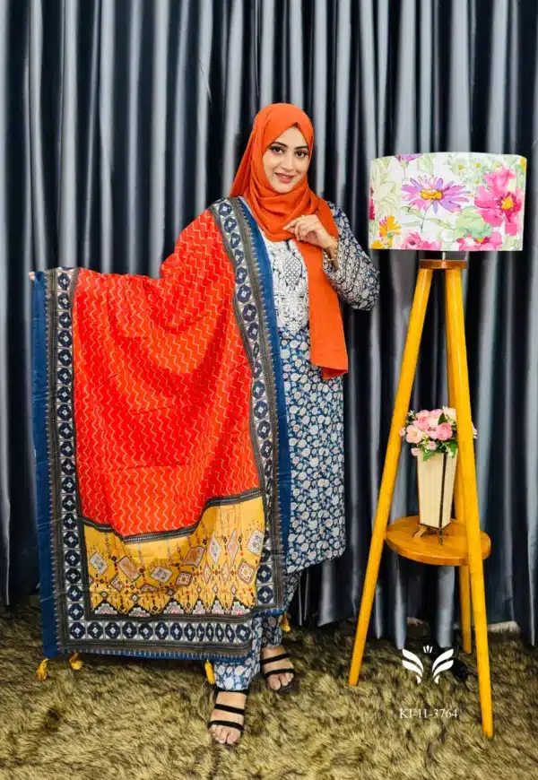 Pakistani boutique inspired floral stitched 3 piece