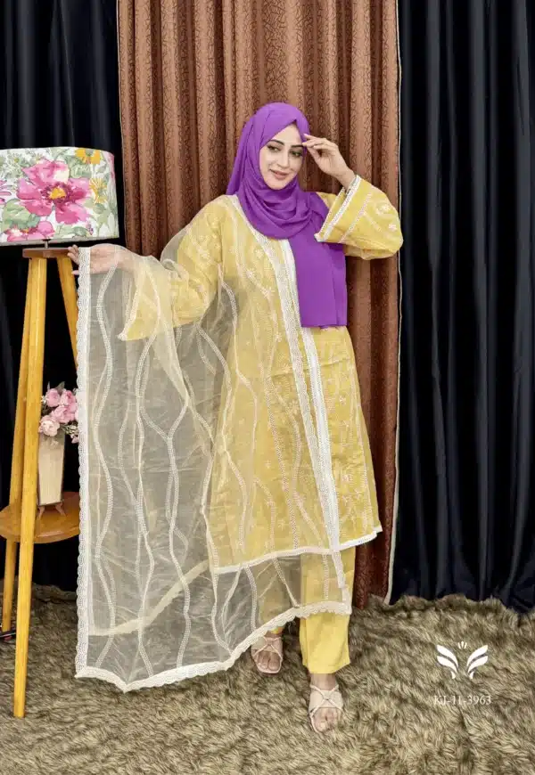 Pakistani Ethnc Inspired stitched 3 piece Anarkali set