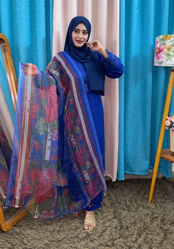 Pakistani NUREH inspired Stitched 3 piece kamiz Set