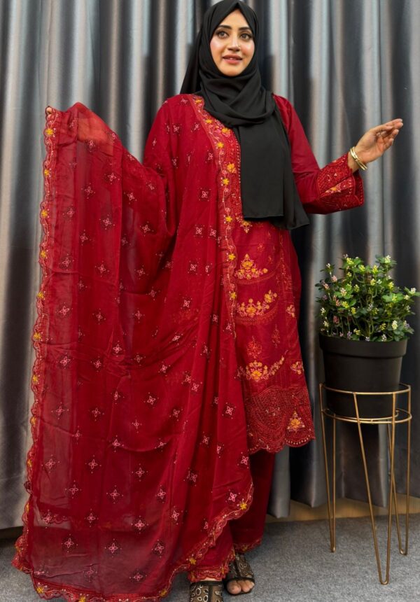Pakistani inspired stitched 3 piece kamiz set - Image 2
