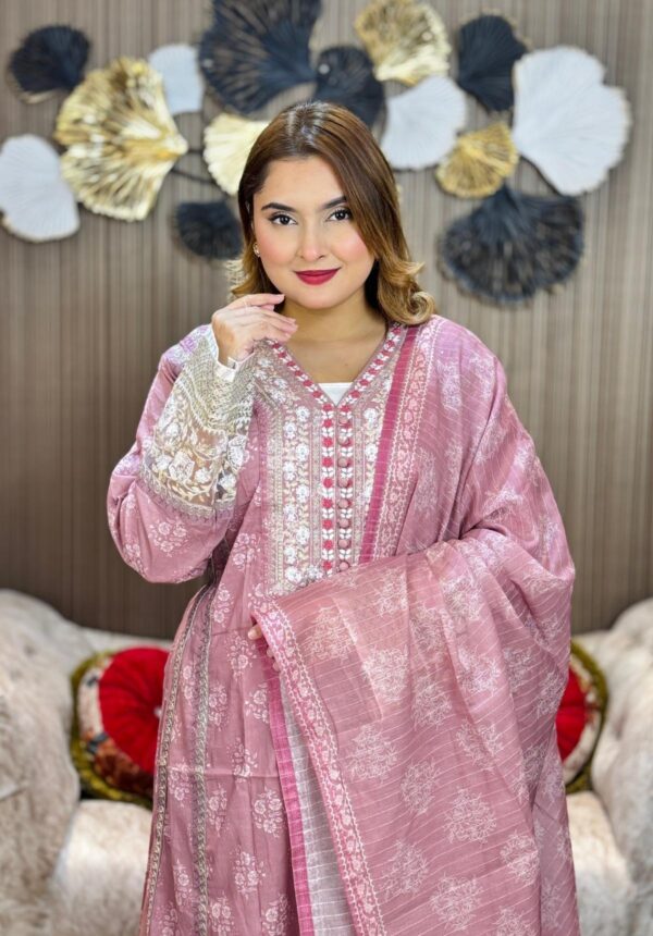 Pakistani baroque inspired Stitched 3 piece Anarkali Set